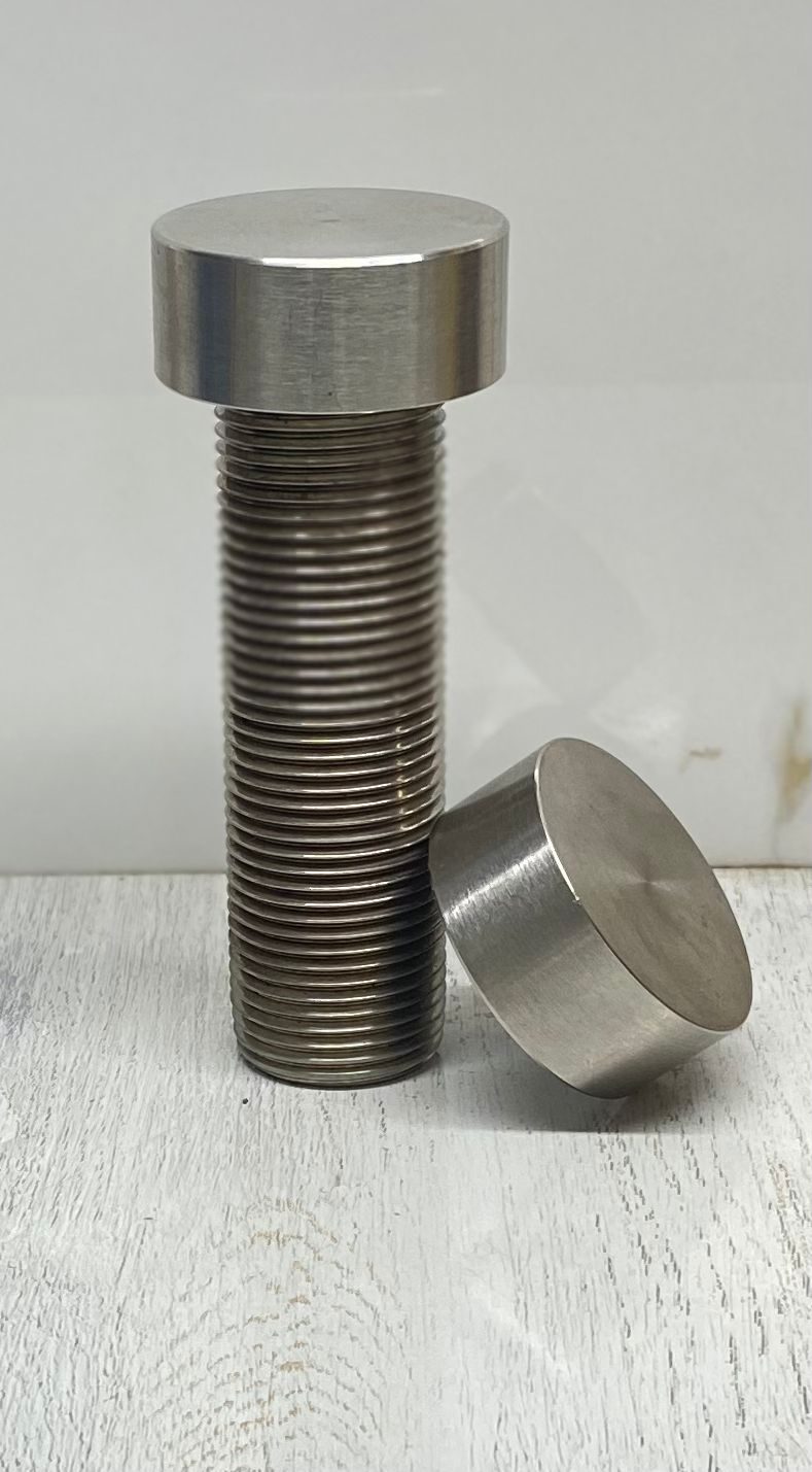 Fasteners supplied by Steelman Piping Solutions